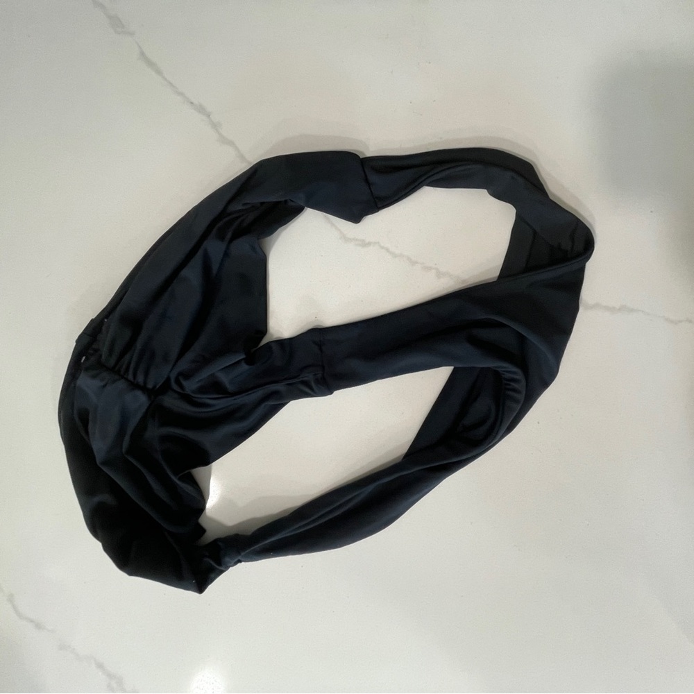 Roxy Black Cheeky Scrunch Butt Bottoms - Size XL - Picture 4 of 4